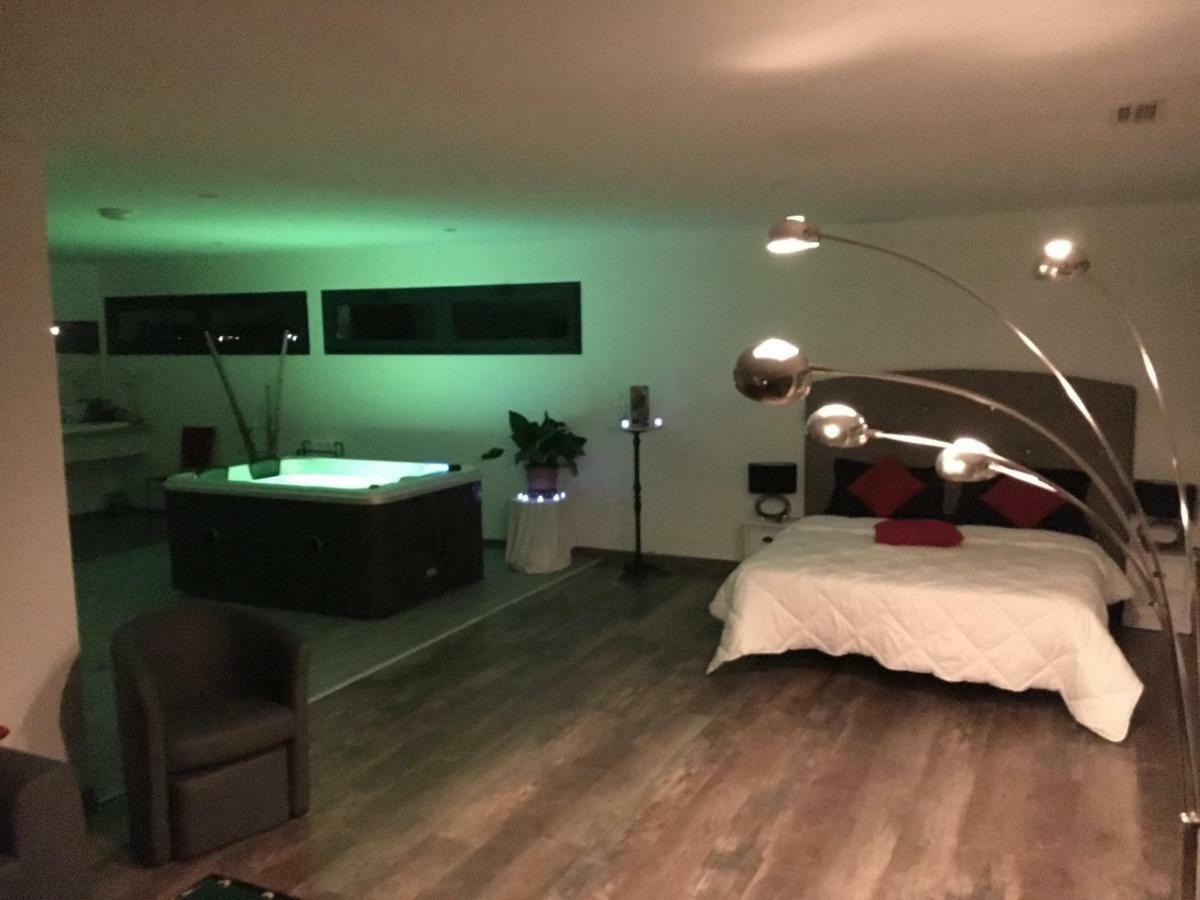 Hotel Restaurant Mas Del Gall Castelnou المظهر الخارجي الصورة