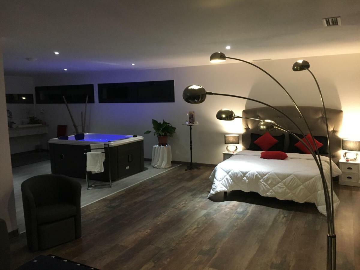 Hotel Restaurant Mas Del Gall Castelnou المظهر الخارجي الصورة